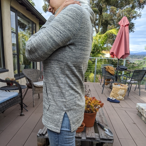 GAP Cowl Neck Sweatshirt - Picture 3 of 5